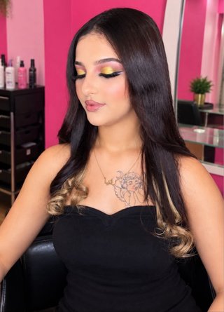 Maquillaje y peinados para eventos en Badalona