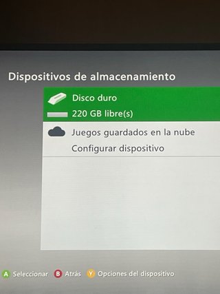 Xbox 360 Slim Negra + Juegos y Mando