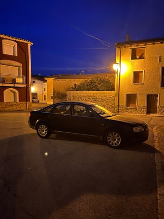 Audi A6 2.4 V6
