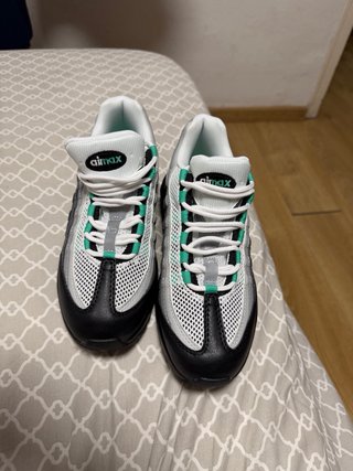 Nike Air Max 95 Gris y Verde Neón