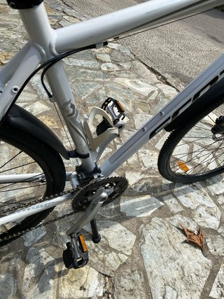 Bicicleta Scott Sportster 30 XL Blanca rueda 700.