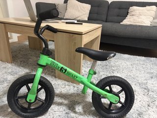 Bicicleta de equilibrio verde Chicco