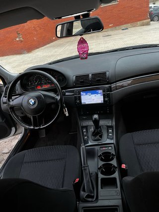 BMW e46 325i
