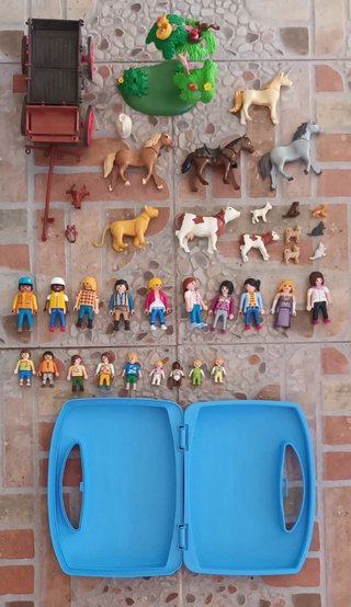 Casas Playmobil con Muebles y Personajes