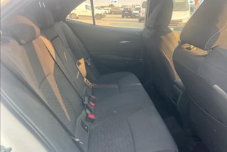 Toyota Corolla 1.8 125H BUSINESS E-CVT