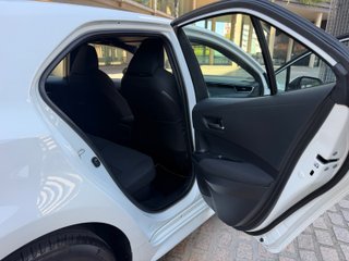 Toyota Corolla 1.8 125H BUSINESS E-CVT