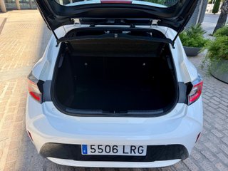 Toyota Corolla 1.8 125H BUSINESS E-CVT