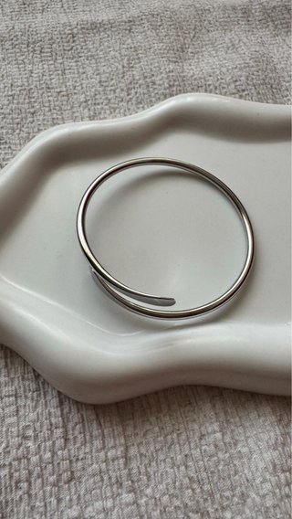 Bracciale rigido aperto minimal argento