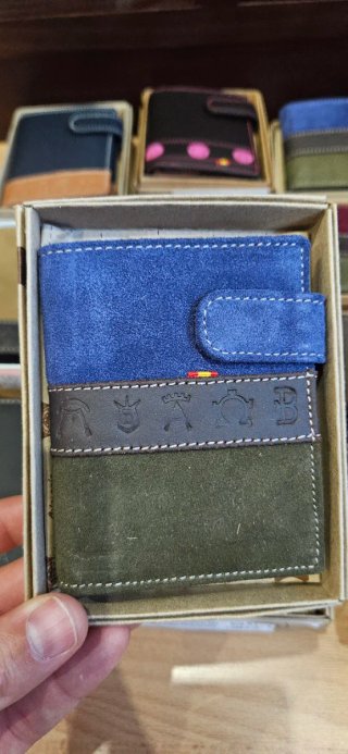 Carteras de piel taurinas
