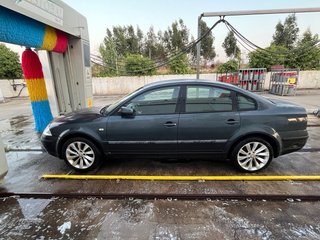 Volkswagen Passat 2003