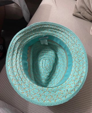 Sombrero de paja tejido turquesa