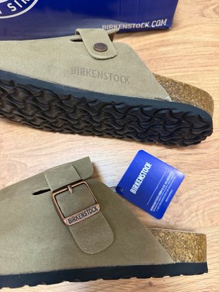Zuecos Birkenstock Marrones