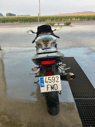 Hyosung GT125R