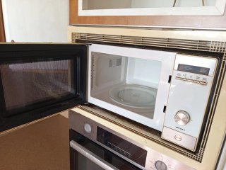 Horno Beko + Microondas Grill Teka