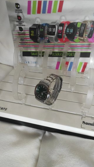 Expositor de relojes Sami