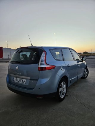 Renault Grand Scenic 2010