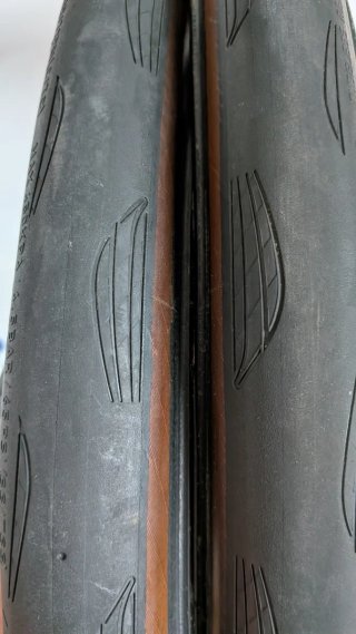 Cubiertas Continental Grand Prix TR 32 mm