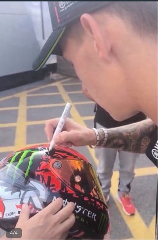 ¡Casco HJC RPHA 1 Fabio Quartararo FIRMADO + Vídeo