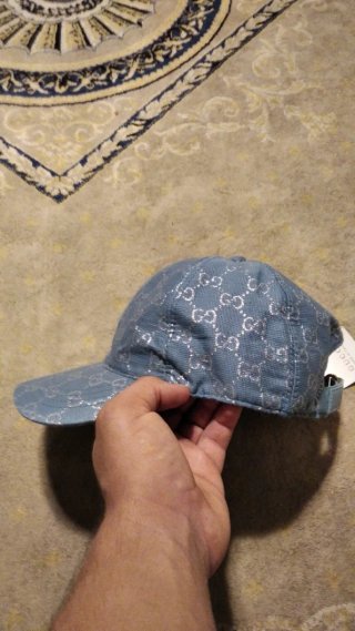 Gorra Gucci Azul y Plateada