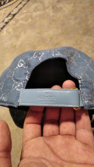 Gorra Gucci Azul y Plateada