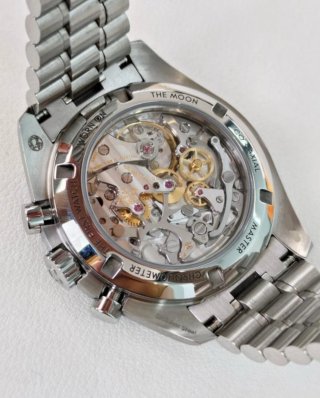 Omega Speedmaster Panda Invertido