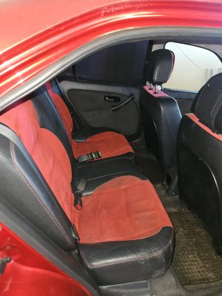 MG ZS 2005 último precio