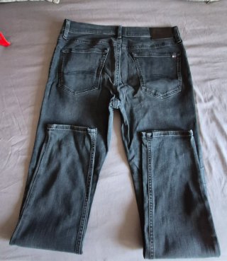 Pantalones vaqueros Tommy Jeans Simon Skinny
