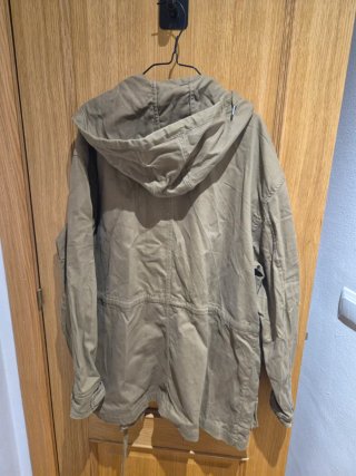Chaqueta Zara marrón con capucha