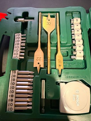 Taladro Bosch 18V-40 + 2 Baterías + Brocas