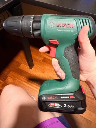 Taladro Bosch 18V-40 + 2 Baterías + Brocas