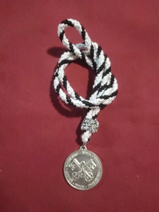 MEDALLA HDAD. CACHORRO DE SEVILLA (JUBILEO ROMA)