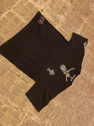 Camisa oversize con pedrería