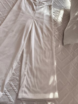 Mono blanco mujer
