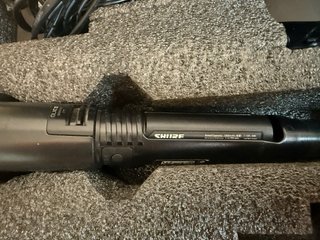 Micrófono Inalámbrico Shure con Accesorios