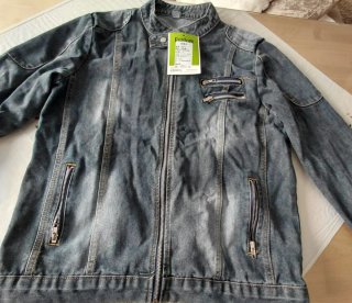 Chaqueta vaquera estilo motero