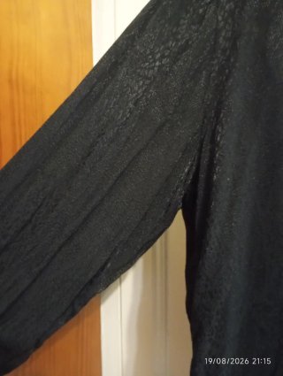 Camisa H&M Oversize Texturizada Negra