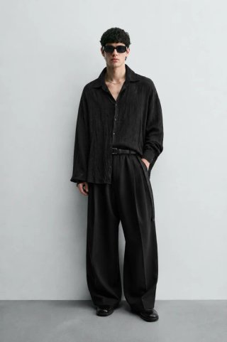 Camisa H&M Oversize Texturizada Negra
