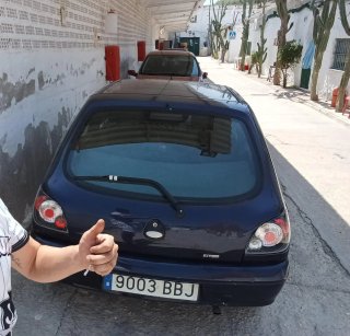 Ford Fiesta 2000