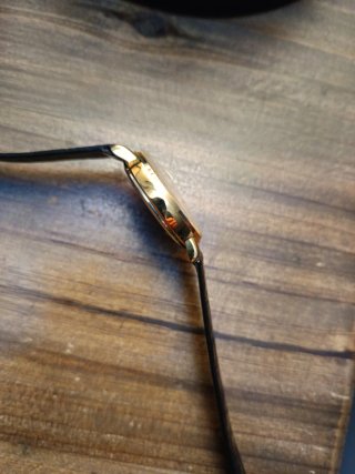 Reloj de pulsera nuevo