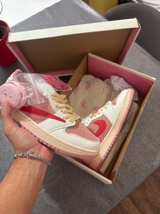 Zapatillas Rosas y Blancas