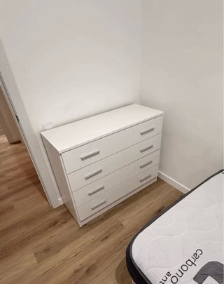 Cómoda 4 cajones madera