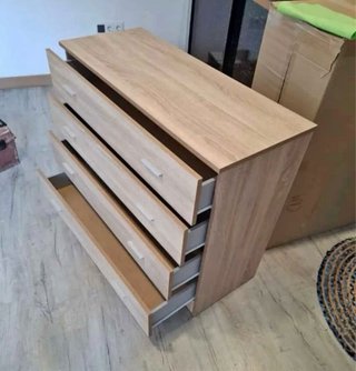 Cómoda 4 cajones madera