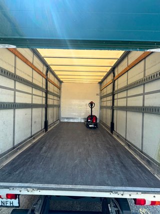 Mercedes-Benz- atego