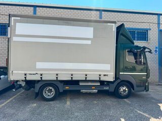 Mercedes-Benz- atego