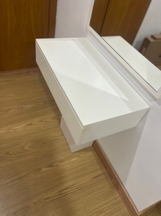 Mueble recibidor blanco