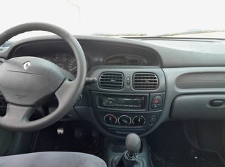 Renault 1149843 centralita motor 7700115496 megane