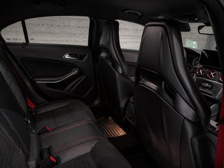 Mercedes-Benz Clase A45 AMG Buckets desde 370€ mes