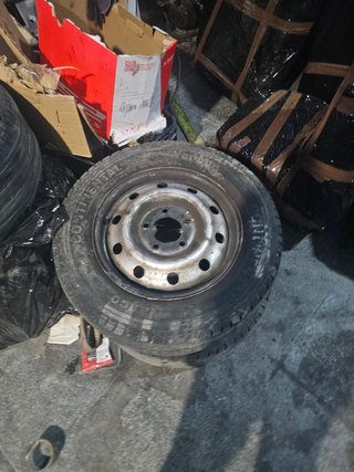 Juego de llantas de acero con neumáticos Renault Master II