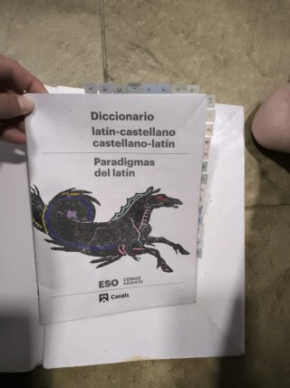 Libro latin ESO, codigo abierto