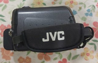 Videocámara JVC GR-DF540E